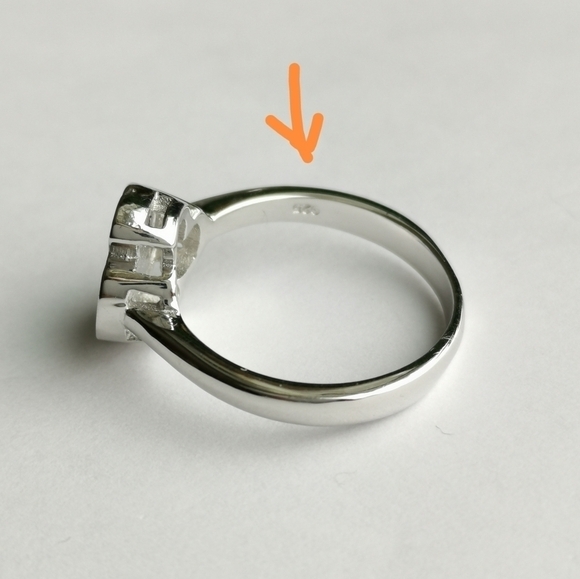 Sterling Silver CZ Clover Leaf Ring Size 8 - Picture 3 of 5